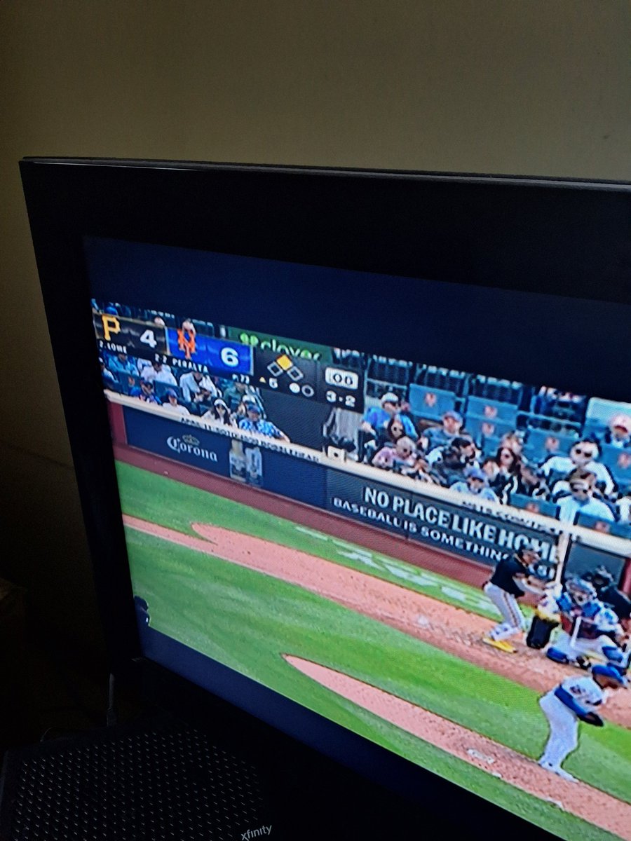RaymondStern4's tweet photo. @MaryL1973 @EddieWilkowski7 #BaseballIsBack @Mets vs @Pirates https://t.co/yDj1YRHXGs