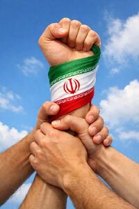 وحدت ملی _ امنیت ملی

#نود_میلیون_دلداده
#از_لردگان_لبیک