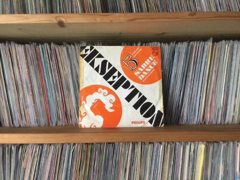 OMWtje's tweet image. Ludwig van Beethoven (15, 16 of 17 december 1770 - 26 maart 1827), Duitse componist, musicus en dirigent. Symfonieën van Ludwig bereikten drie keer de #top40. De 5de door Ekseption in 1969 en Walter Murphy in 1976, de 9de door Miquel Rios in 1970. youtu.be/m-ZRg31XSo0?si…