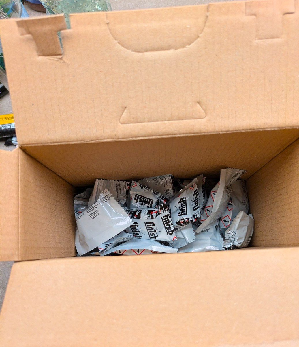 SueEllenTrinktWieder tweet media