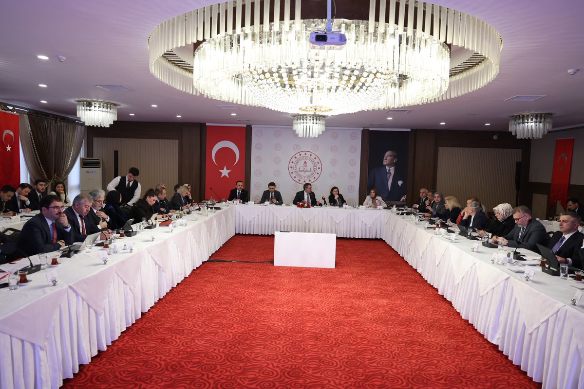 Orhan Ateş tweet media