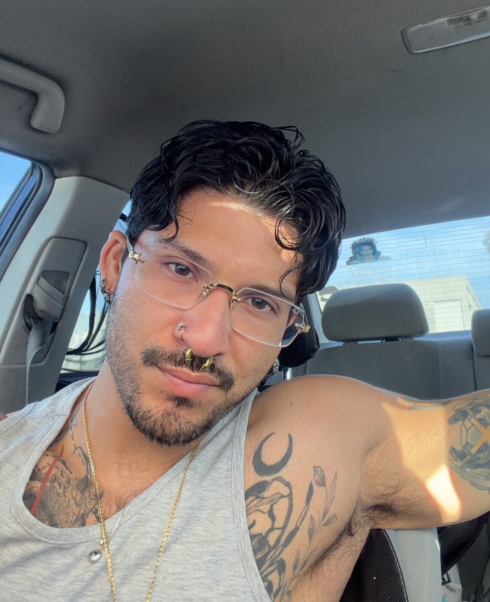 Local Simp ⸜(｡˃ ᵕ ˂ )⸝♡ tweet media