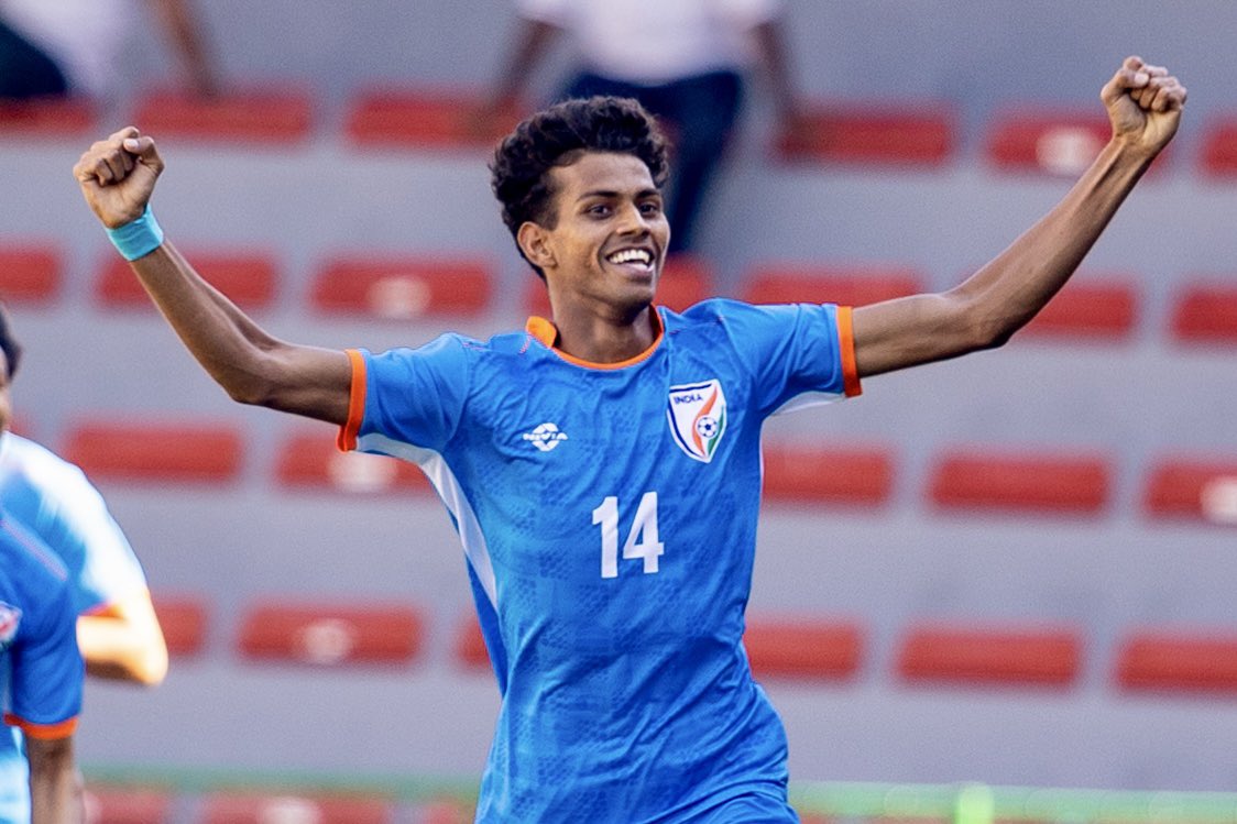 IndianFootball's tweet image. India blank Pakistan in #U20SAFF2026 opener to secure semi-final spot 🔥

Check out the link to read the match report 🔗
tinyurl.com/53sncxyt

#INDPAK #BlueColts #IndianFootball ⚽️