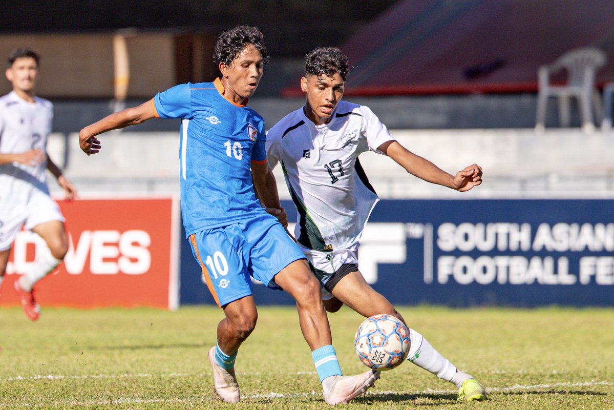 IndianFootball's tweet image. India blank Pakistan in #U20SAFF2026 opener to secure semi-final spot 🔥

Check out the link to read the match report 🔗
tinyurl.com/53sncxyt

#INDPAK #BlueColts #IndianFootball ⚽️