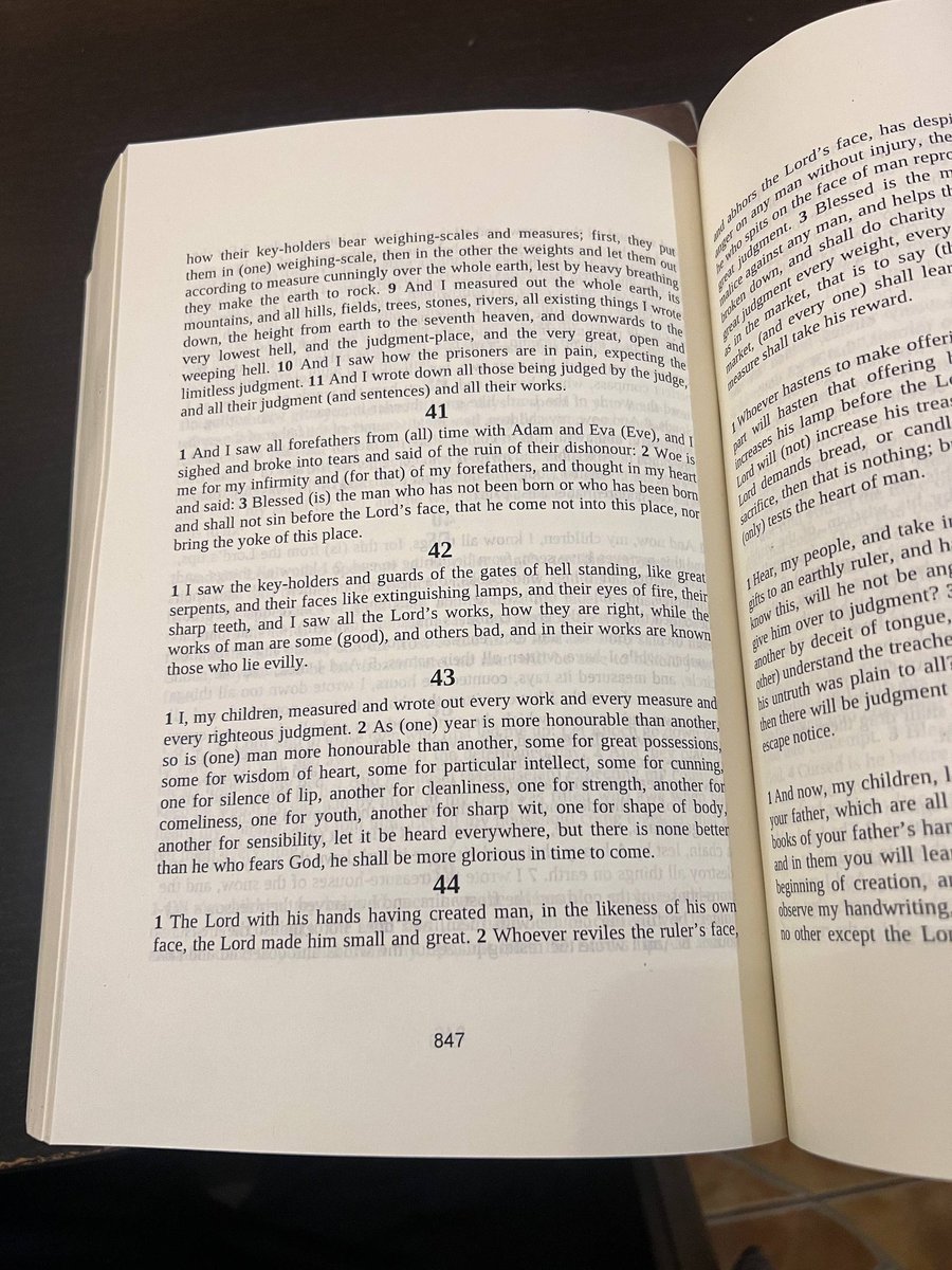 Zeraf Book Store tweet media