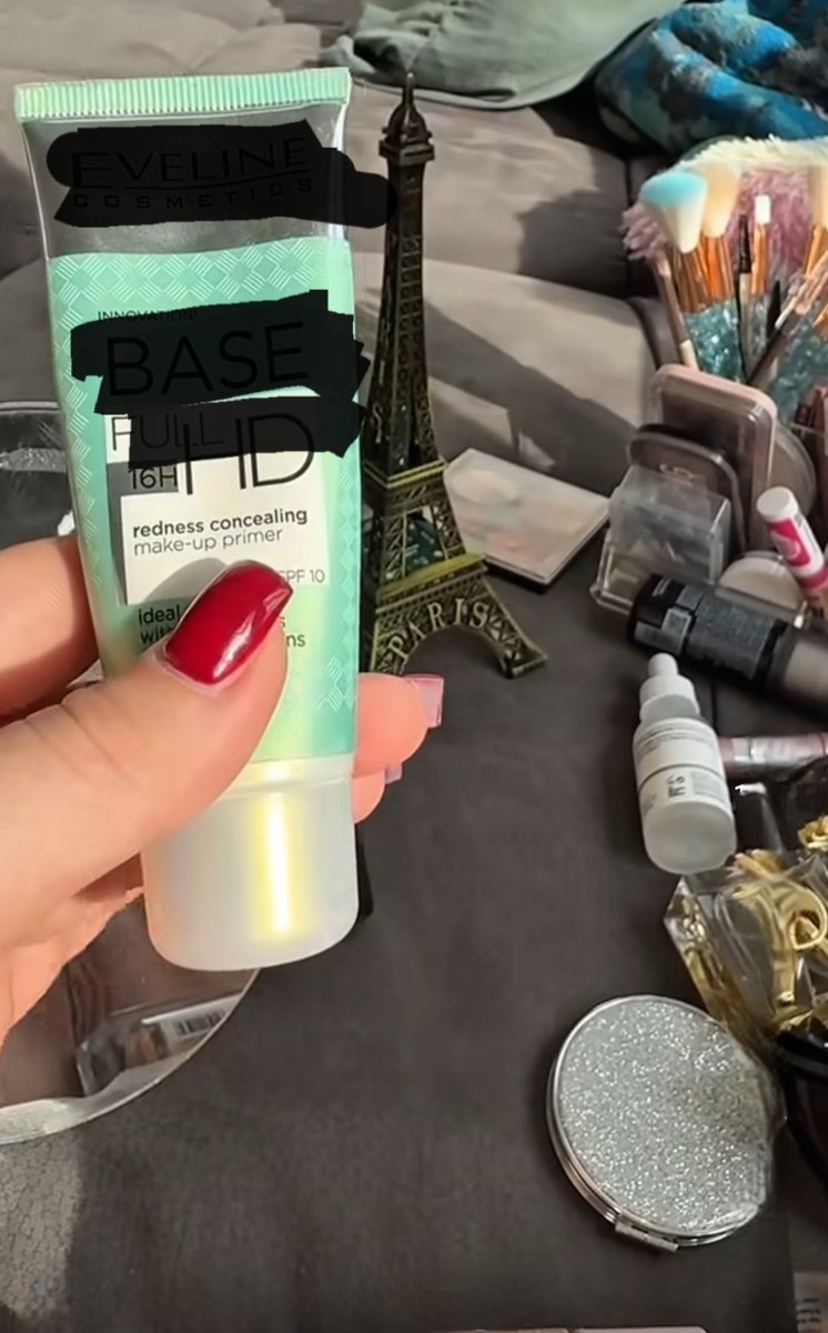 #JuevesDeExhibición 
El que tiene ojos verá 
Saludos 🤭😈