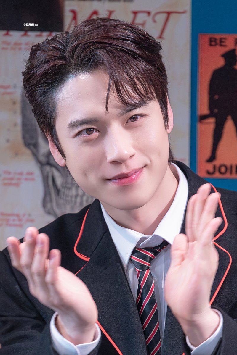 𝙂𝙀𝙐𝙍𝙆 tweet media