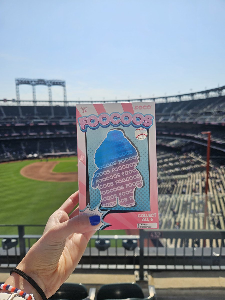 wreckedstyles's tweet photo. METS SNOOPY AND BLIND BOX??? https://t.co/TiizJM17eb