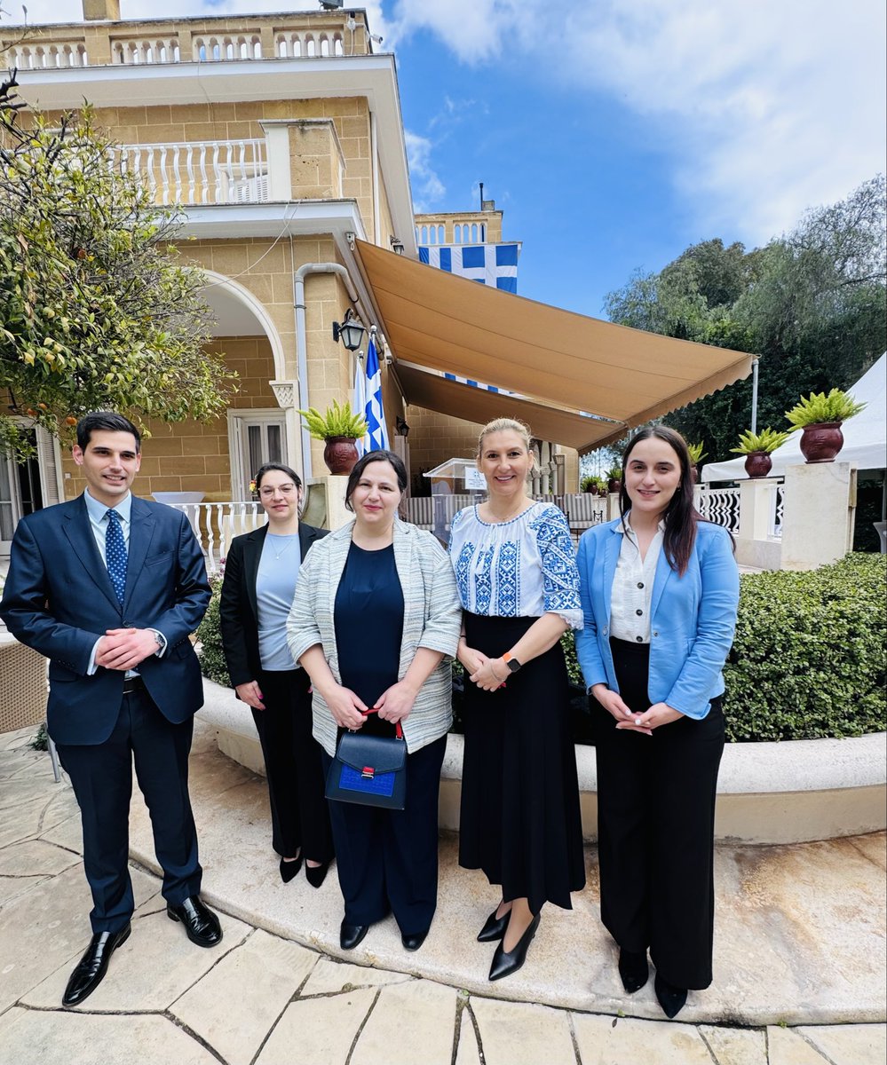 Celebrating 🇬🇷National Day in #Nicosia alongside diplomats&amp;leaders.
Remembering 1821,when the Greek War of Independence began in Iași,Romania,a shared chapter linking our nations.🇷🇴🇬🇷partnership thrives in the EU&amp;NATO.
Proud to wear a traditional 🇷🇴blouse from Iași.
Hronia Pola!