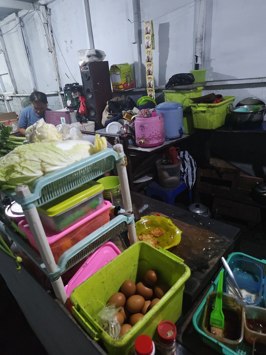 kukis en krim tweet media