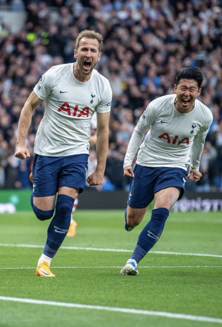 Alex 𝓕𝓪𝓷 tweet media