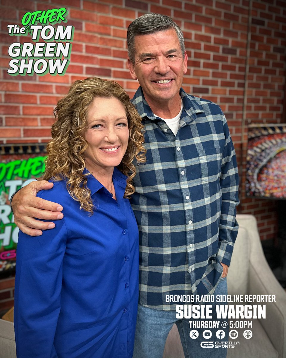 guerillasports's tweet photo. Radio sideline reporter for @Broncos radio, @CSURams grad, & Colorado native @SusieWargin joins @TGreenDenver on 'The Other Tom Green Show'
Streaming TONIGHT at 5p MT 🎙️ https://t.co/8ResclUkB1