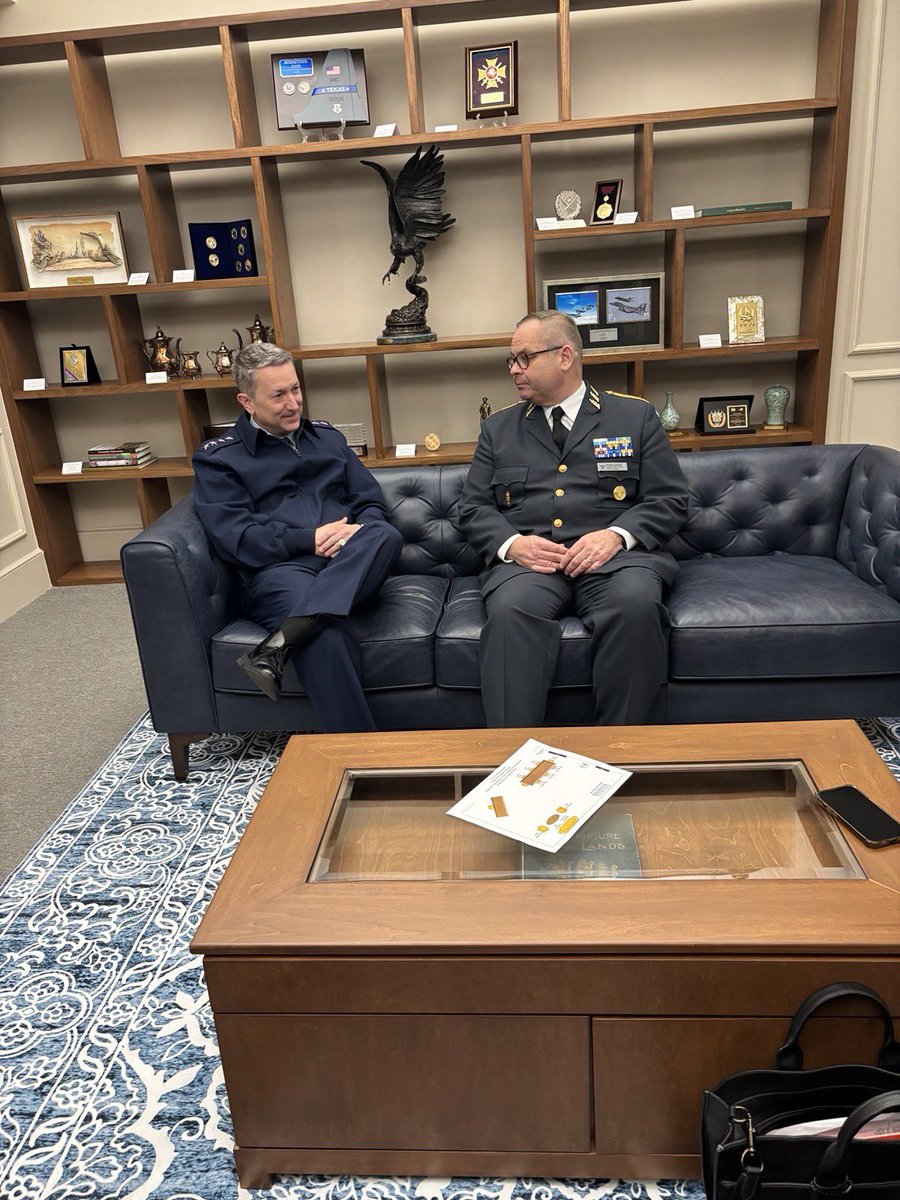 SupremeCommanderSWE tweet media