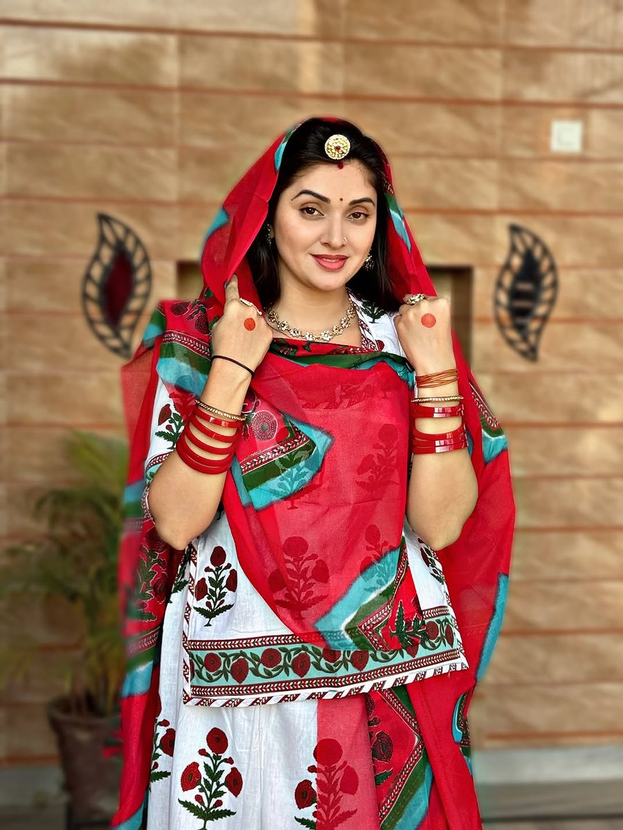 neelam tweet media