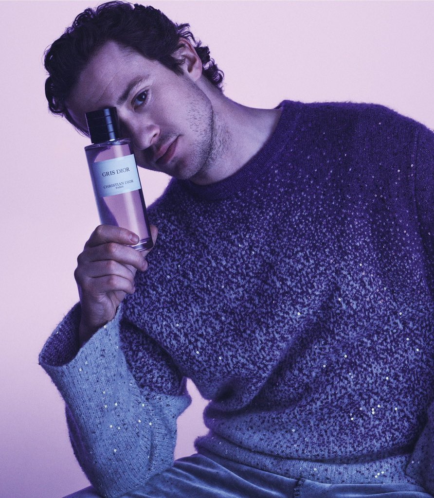 luna ‧₊˚ ☾. ⋅ tweet media