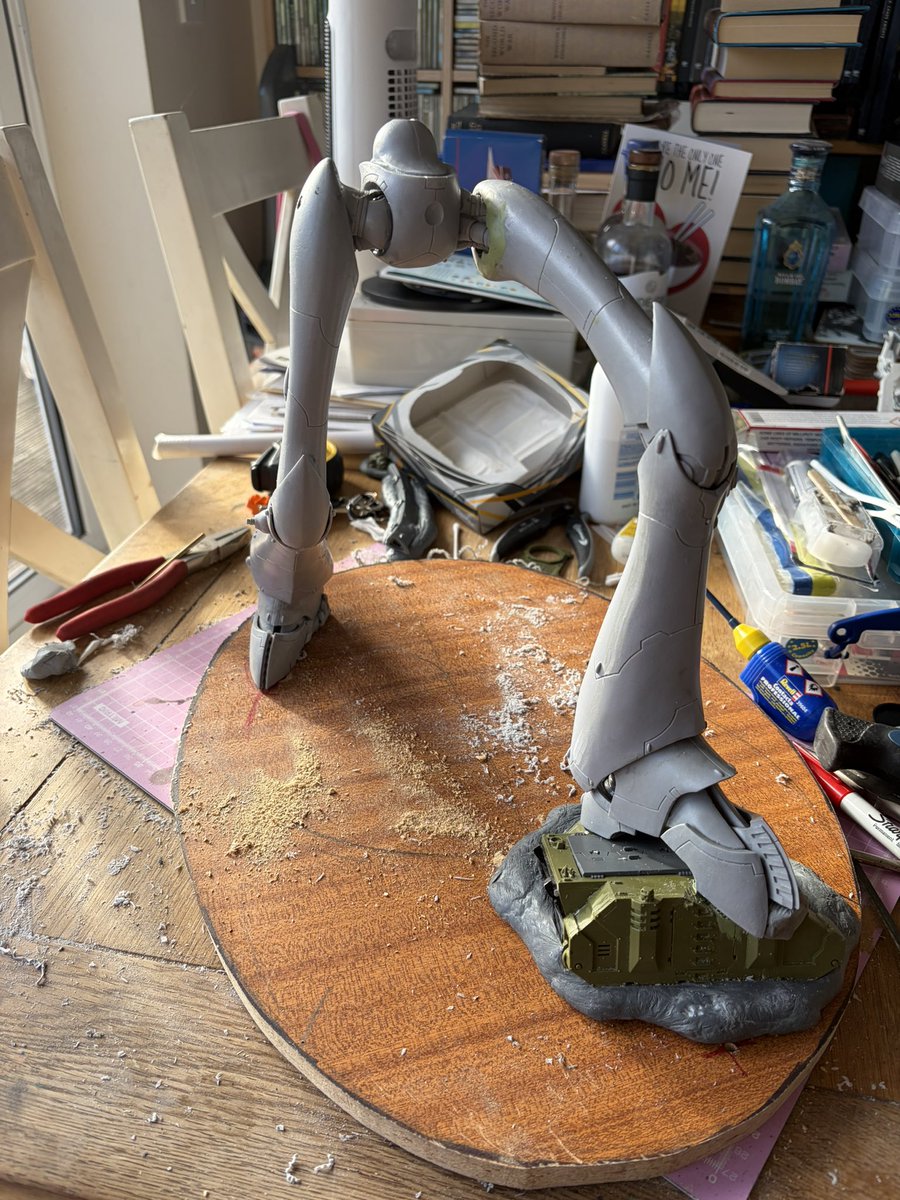 Astartes eunt domus! 加油 tweet media