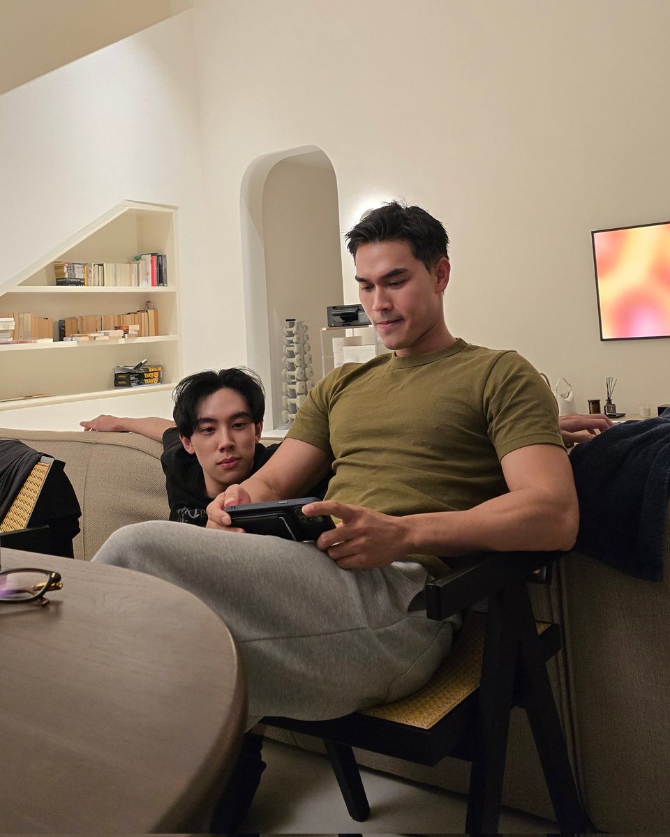 Earnie J tweet media