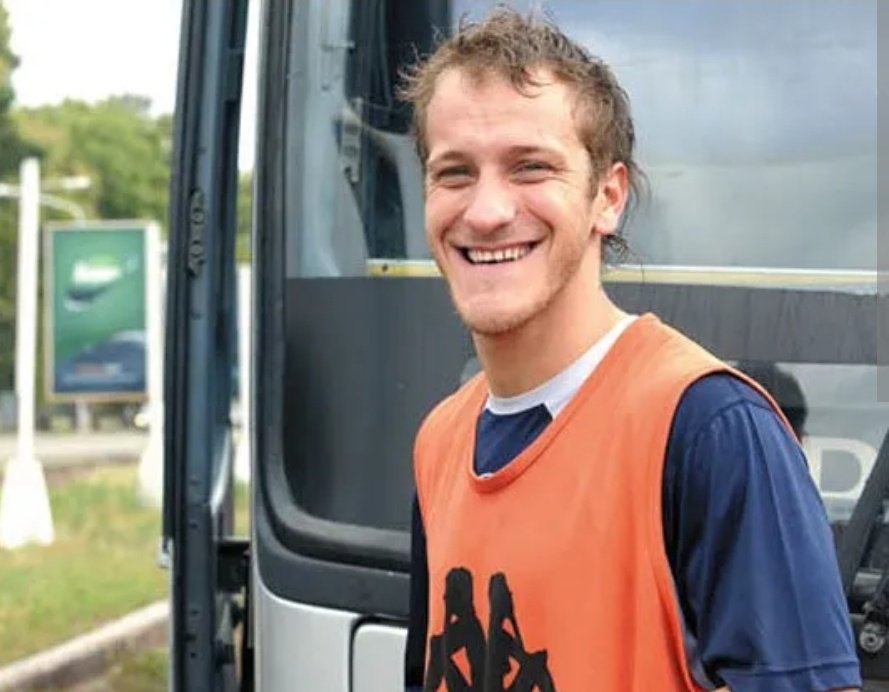 every day a random player of CSIR tweet media