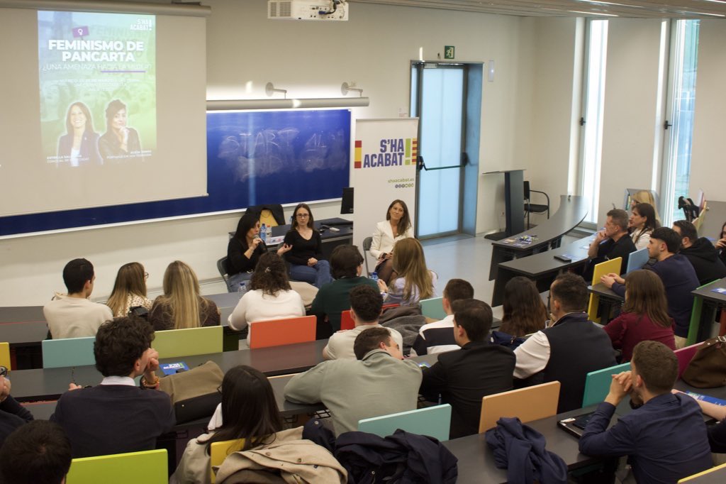 S'HA ACABAT! tweet media