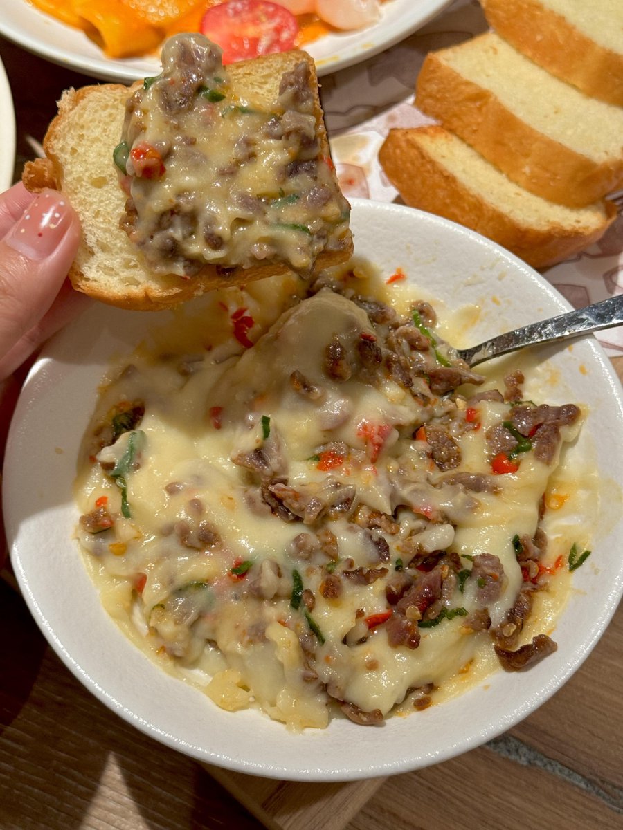 عثمان tweet media