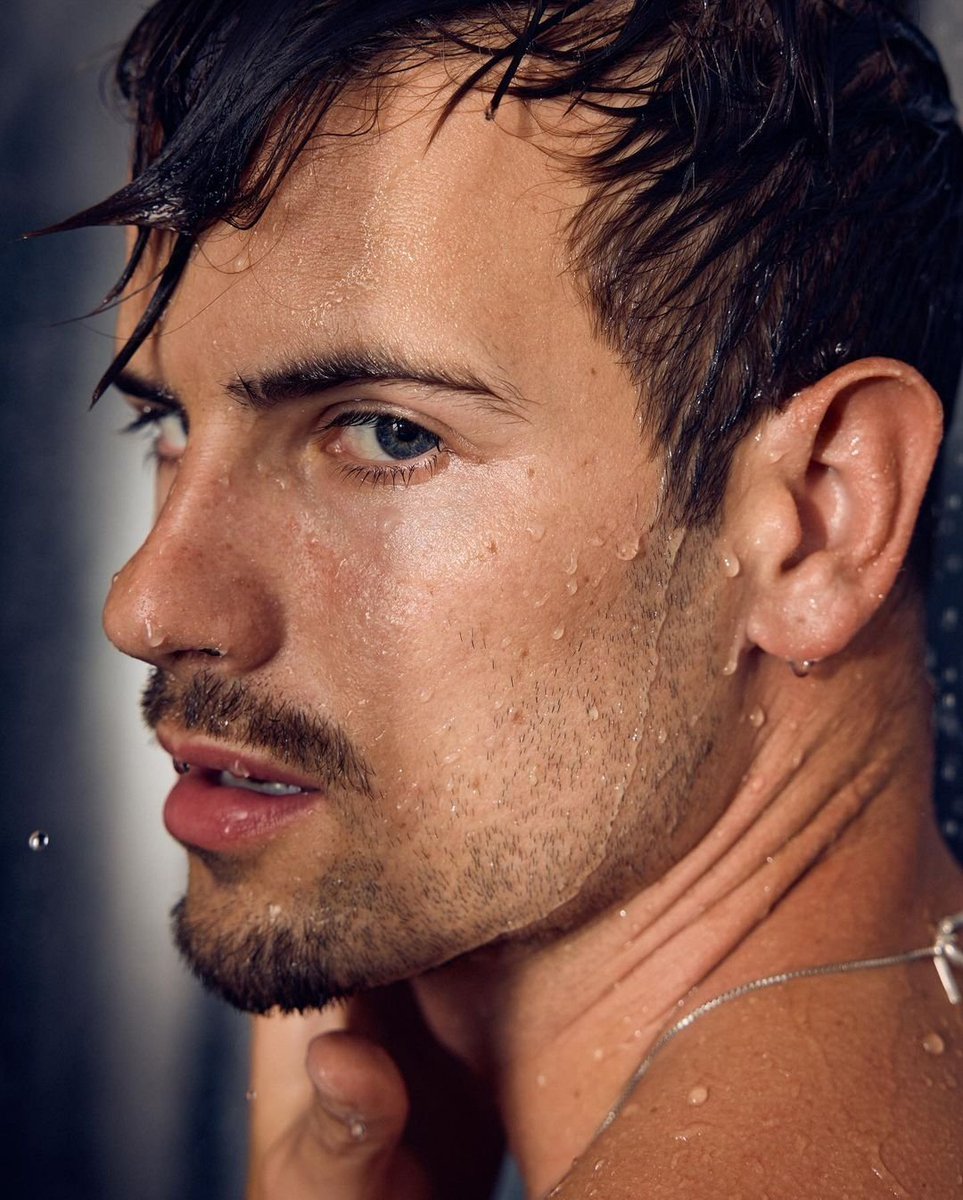 Another Hot Blog tweet media