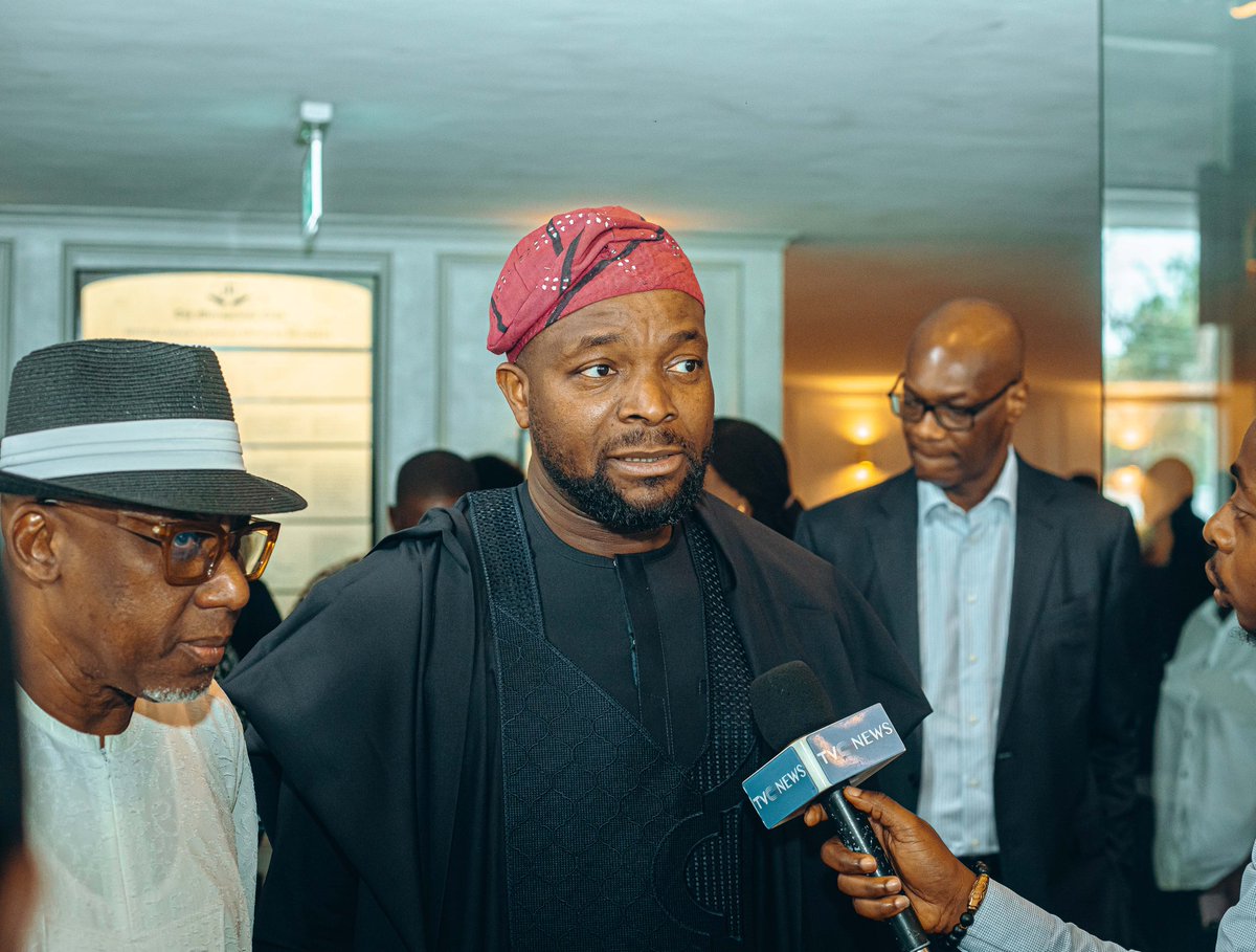 cmcconnect's tweet photo. We had the honour of welcoming the Honourable Minister of Communication, Innovation and Digital Economy, Dr. Bosun Tijani, as the Keynote Speaker for our flagship Crisis Management Advocacy Month conference. 

#crisisx #crisismanagementadvocacymonth #digitaleconomy #AI https://t.co/w3D39jS12c