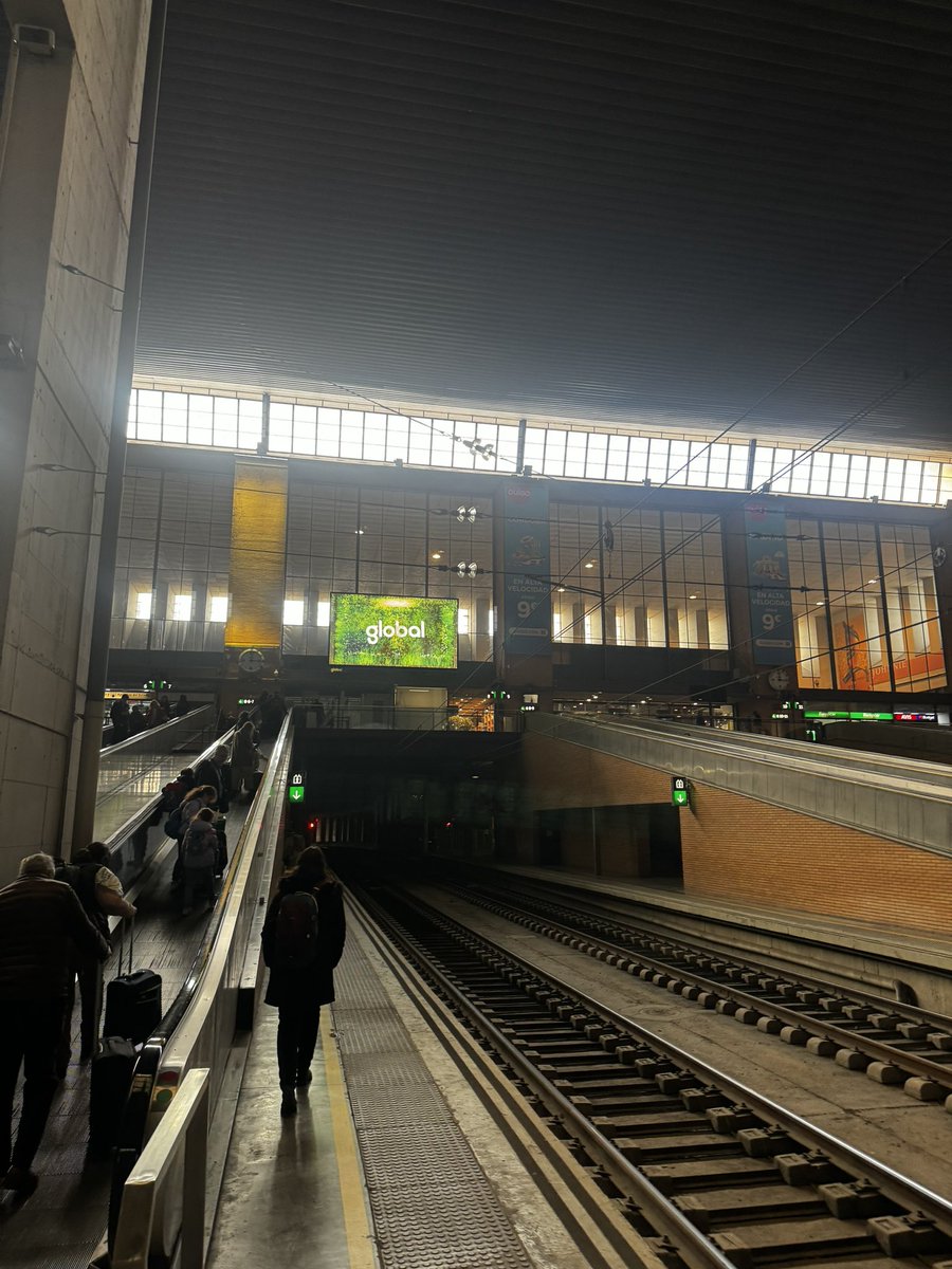 يوسف tweet media