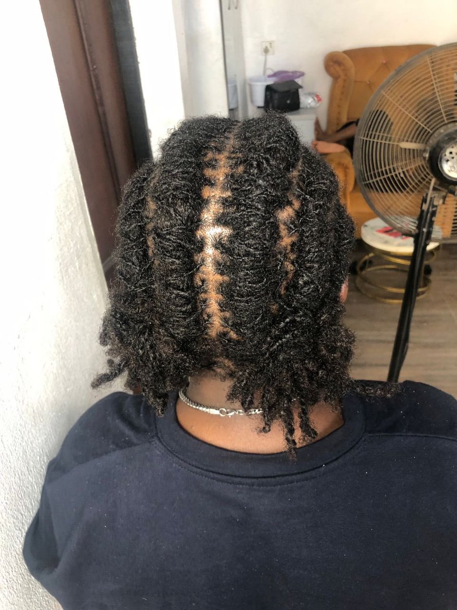 Combsbytolani tweet media