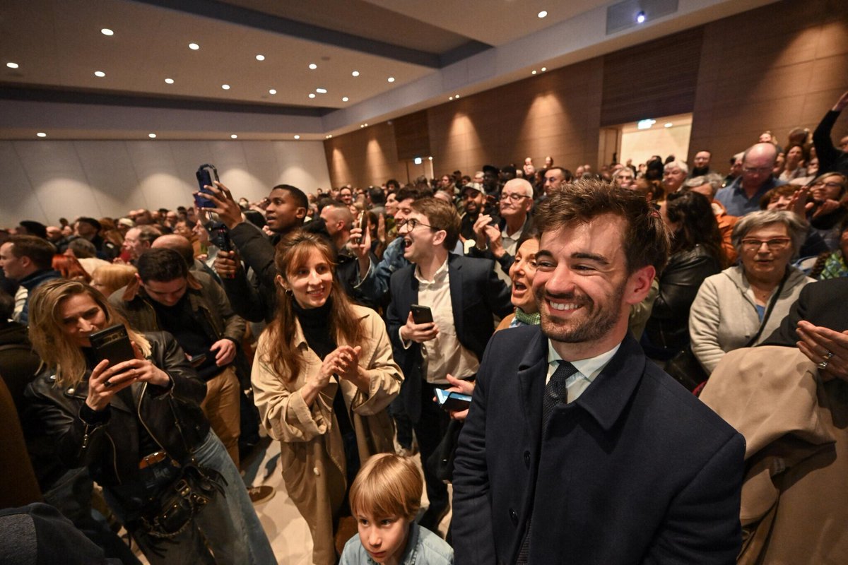 Le Parisien tweet media