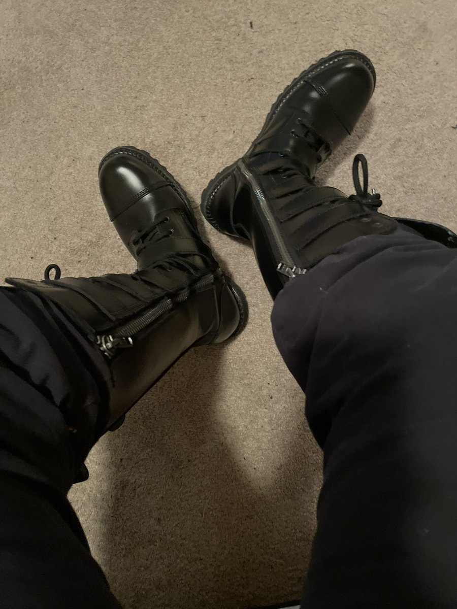 Shikotsu93 tweet media