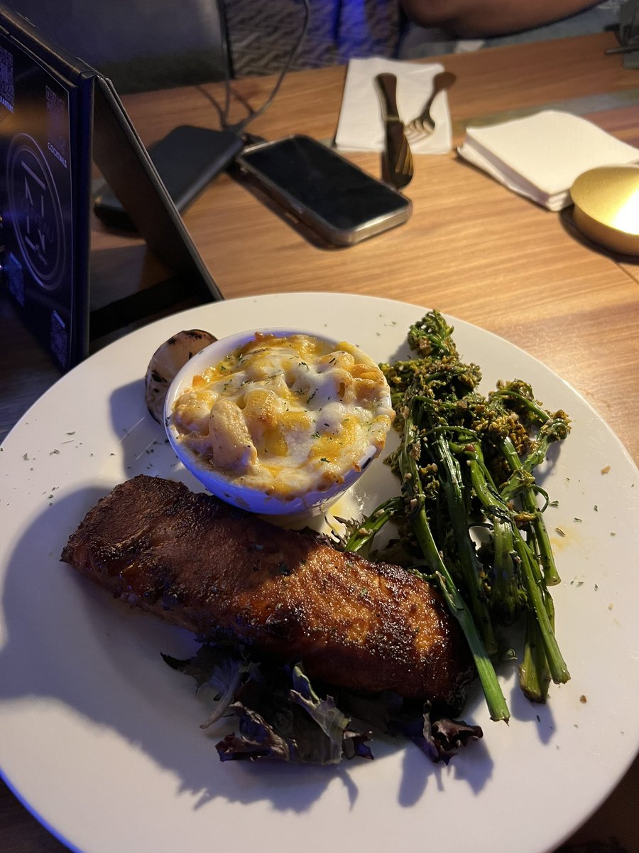 Mrs.Lastlaugh tweet media