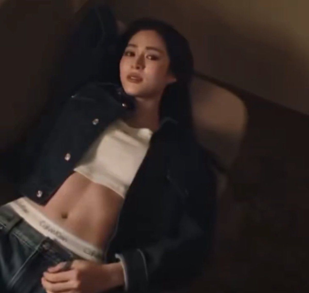 เก้ารัญชน์ tweet media