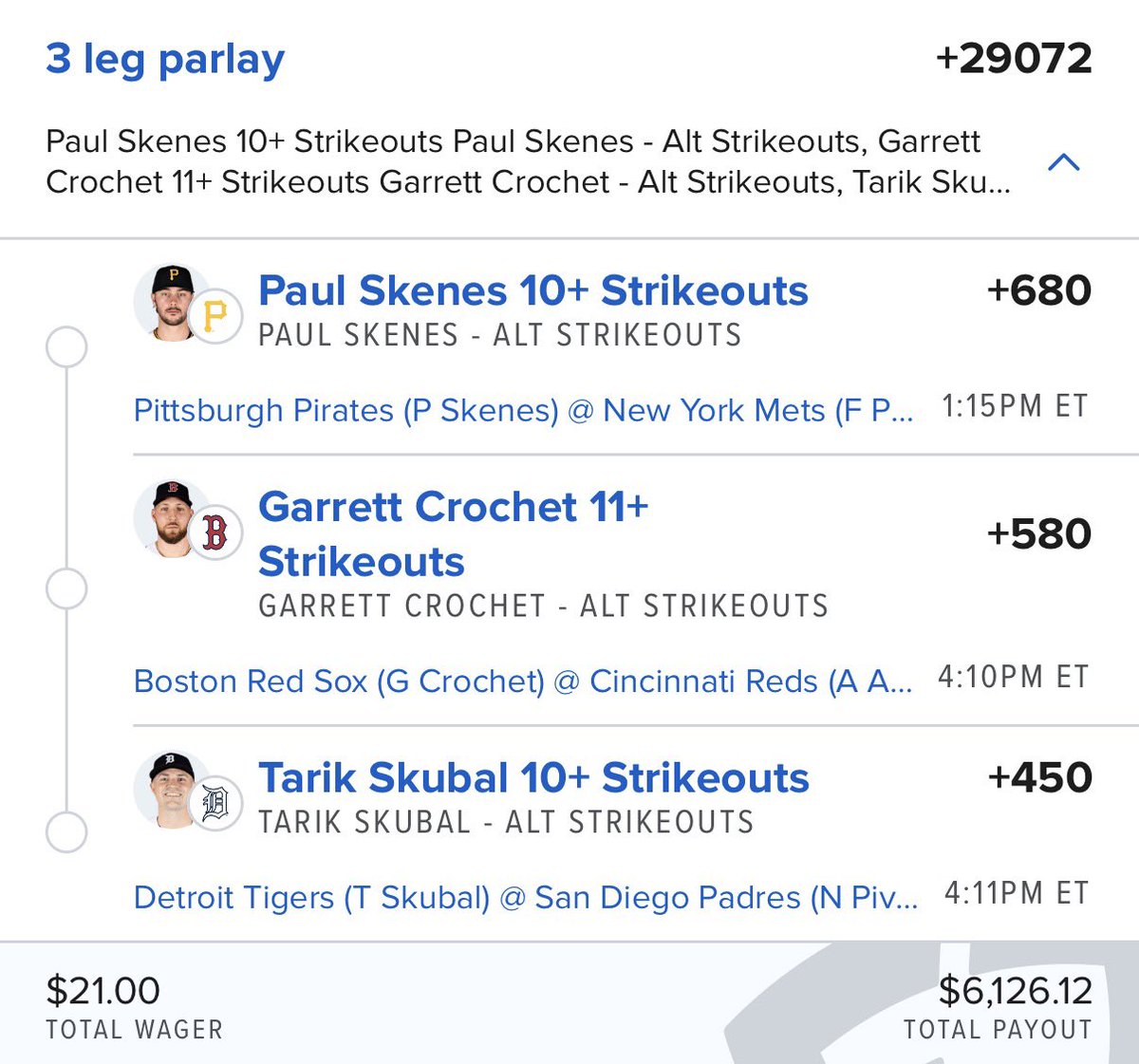 Sharp Santa tweet media