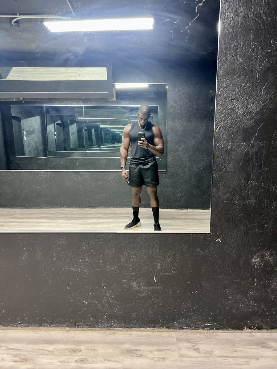 ©️u®️T tweet media