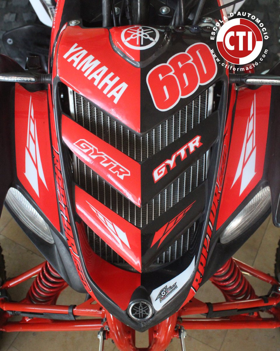 ctiformacion's tweet photo. Exposició dels projectes finals de CFGM en Electromecànica i CFGS en Automoció al Centre Cívic de Balàfia.

Sembla que fos ahir quan tot començava… i, sense adonar-nos-en, tanquem una etapa. Aquí s’acaba el camí, però en comencen de nous.

Moltes felicitats, alumnat. Sou futur. https://t.co/NGzuYqhzqM