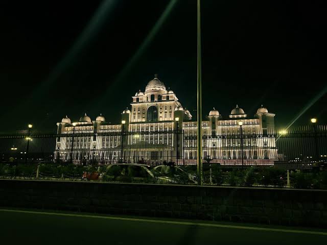 Devendra Rathore tweet media