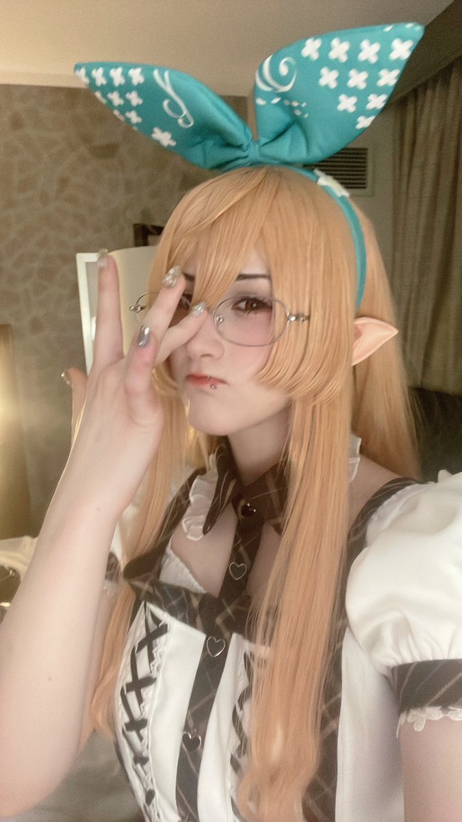 Chichi 🗝️🗝️ → Idol Village v3 ₊˚⊹ tweet media