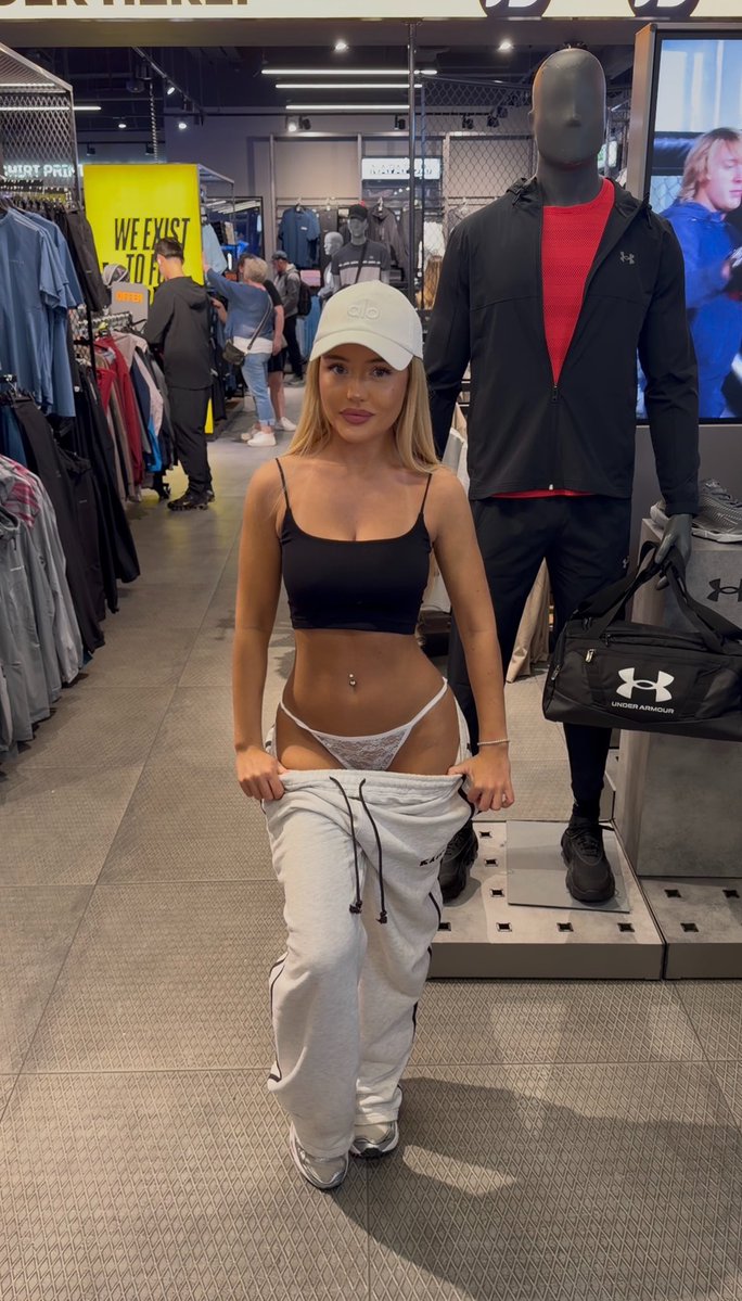 Belle Olivia tweet media