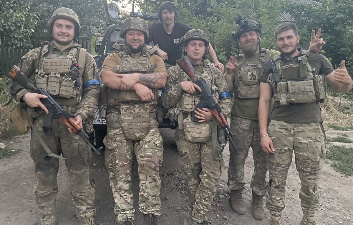 Alex Bond tweet media