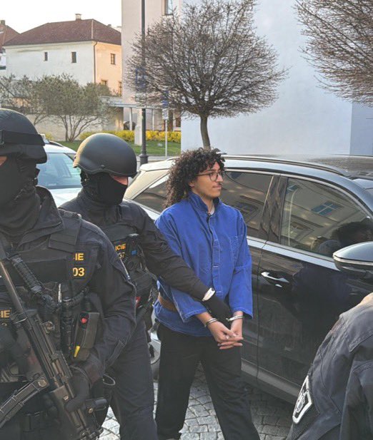 #deprem This Egyptian man is Youssef Morsi; he burned down an Ukrainian drone factory in the Czech Republic 🇨🇿 due to the factory's links to Tel Aviv.