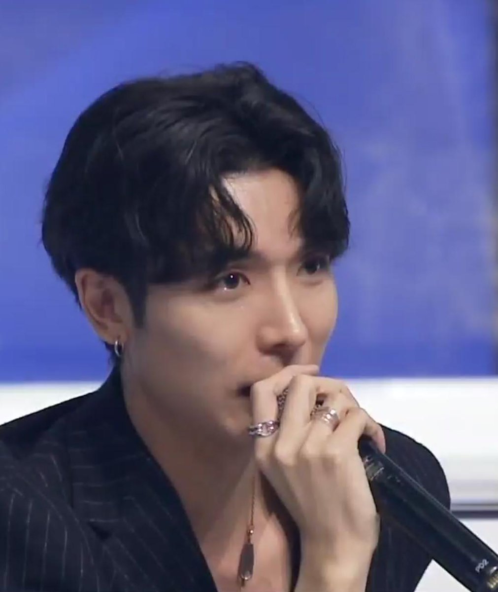 yukiparadise_'s tweet photo. A cara do Yuto falando sobre a apresentação do trio que performou Shine no primeiro ep. do PRODUCE 101 😭

Nunca vão me fazer acreditar que o Yuto não gosta do Pentagon mais, eu só acredito se sair da boca do Yuto. https://t.co/Z3jwBEF3me