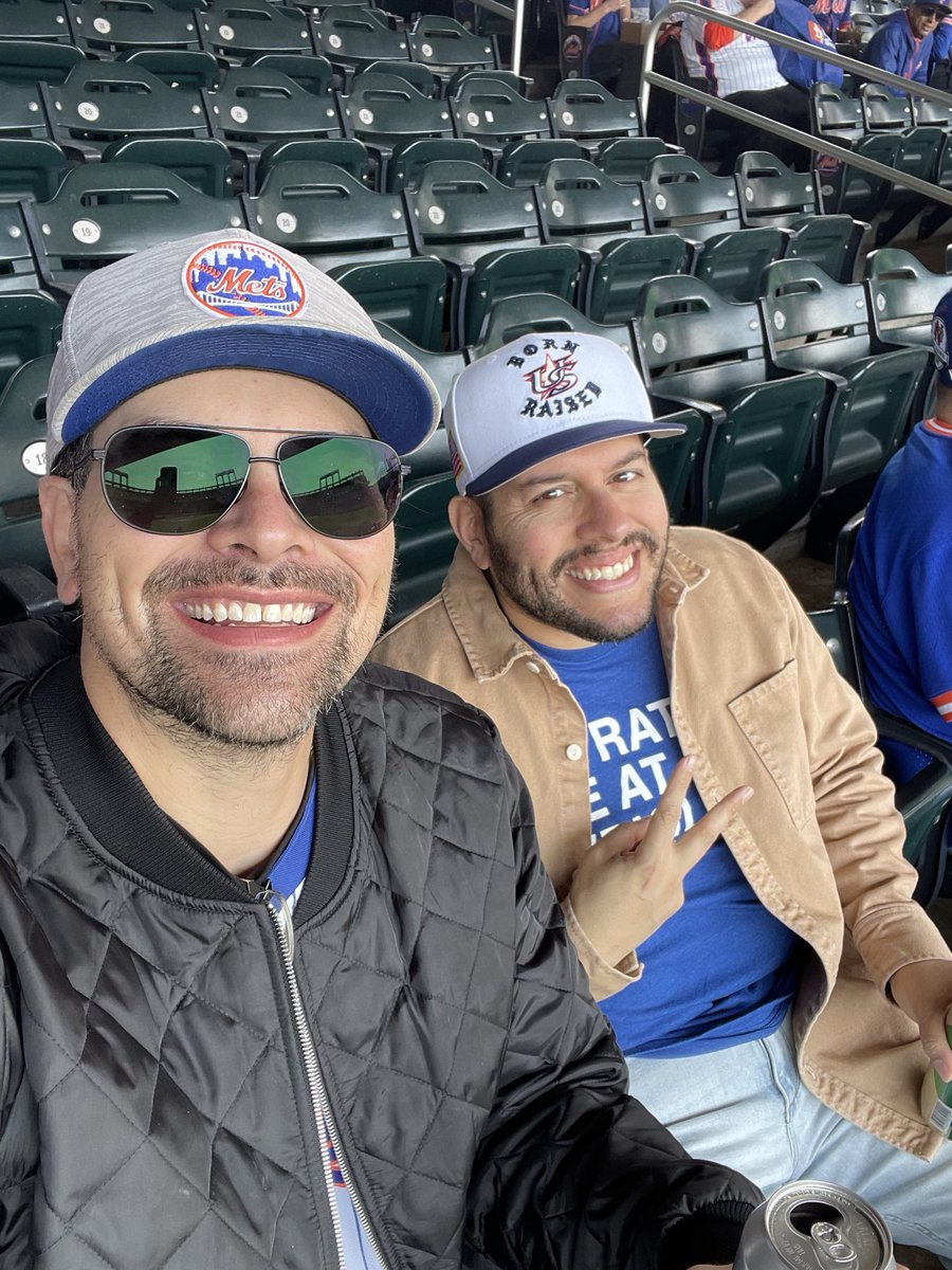 Zach Gelb tweet media