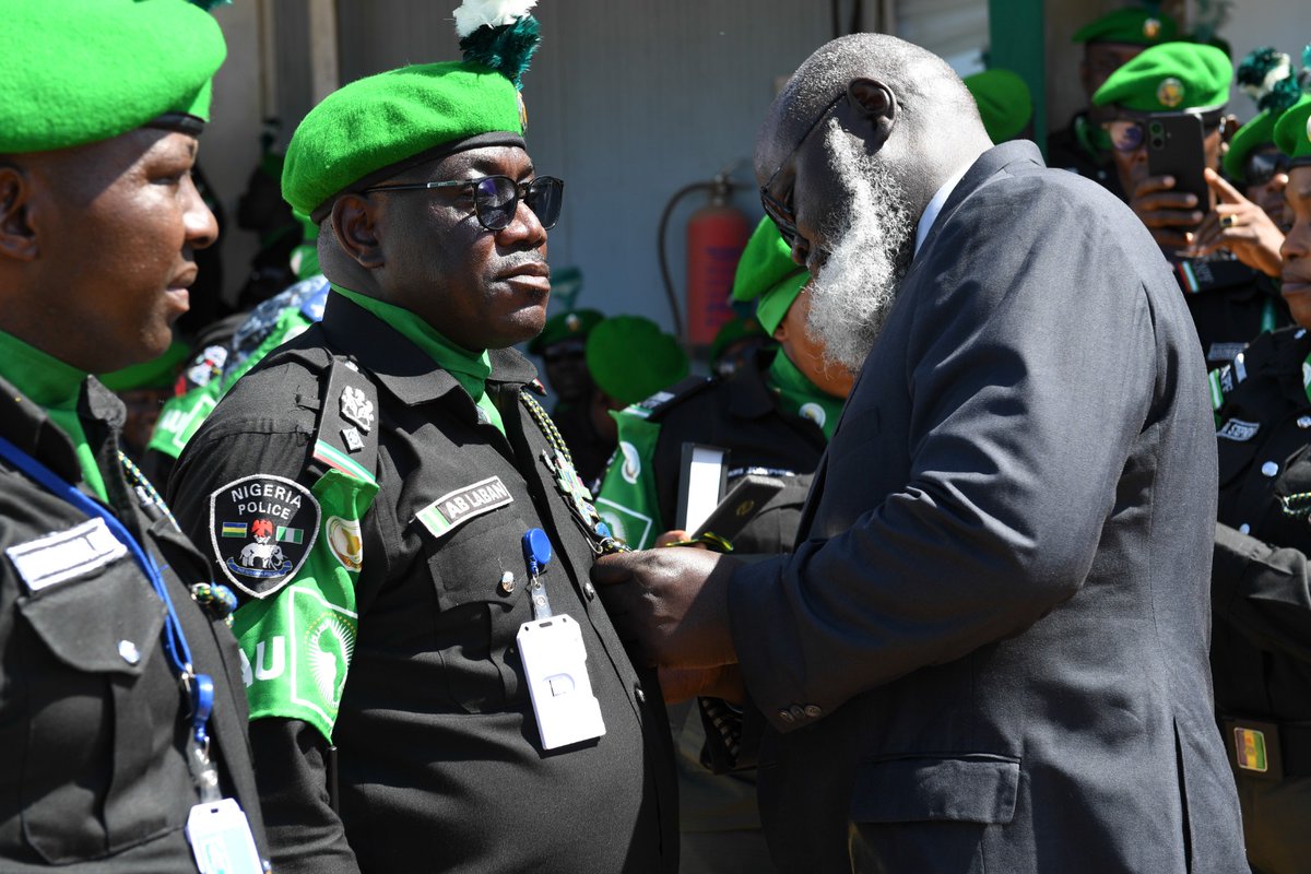 aussom_'s tweet photo. Today in #Mogadishu, #AUSSOM awarded 160 Nigeria Formed Police Unit (NFPU-13) officers with @_AfricanUnion medals of honour for their service and contributions to peace and security in #Somalia.
Presiding over the ceremony, SRCC and Head of AUSSOM, Amb. El Hadji Ibrahima Diene, commended their professionalism and role in protection of civilians, supporting @SoPoliceForce and upholding the rule of law. AUSSOM Police Commissioner, AIGP Hillary Sao Kanu, praised their dedication.
#AUSSOMInTheSectors