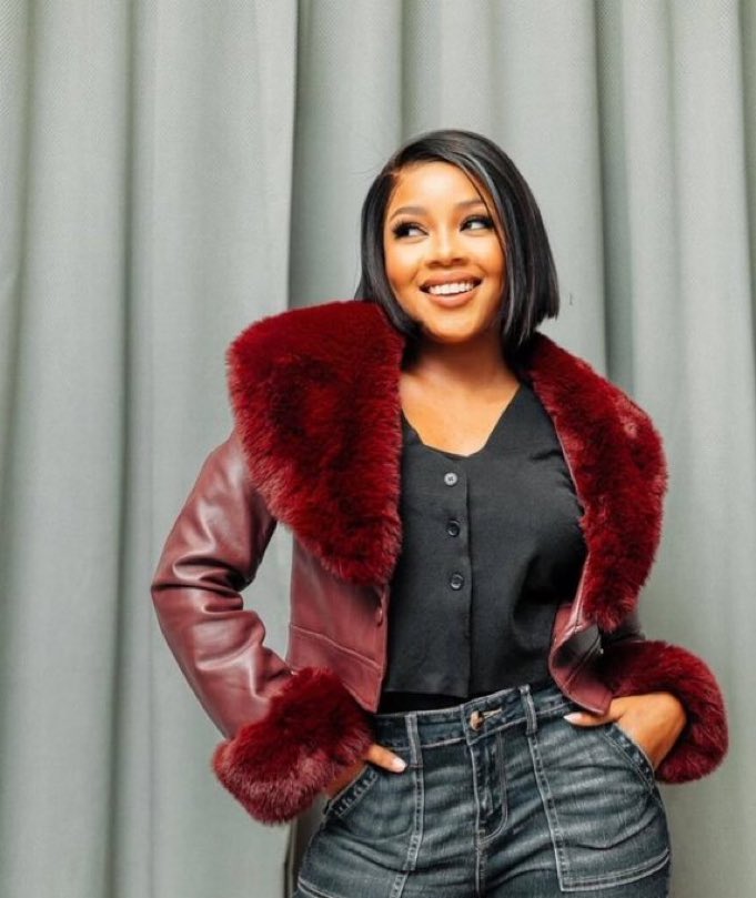 Kat 🌸 tweet media