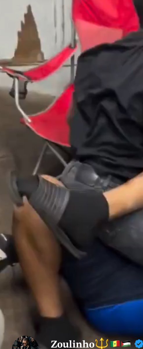 DISSIDENT NOIR tweet media