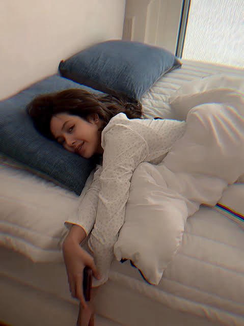 DEADLINE tweet media