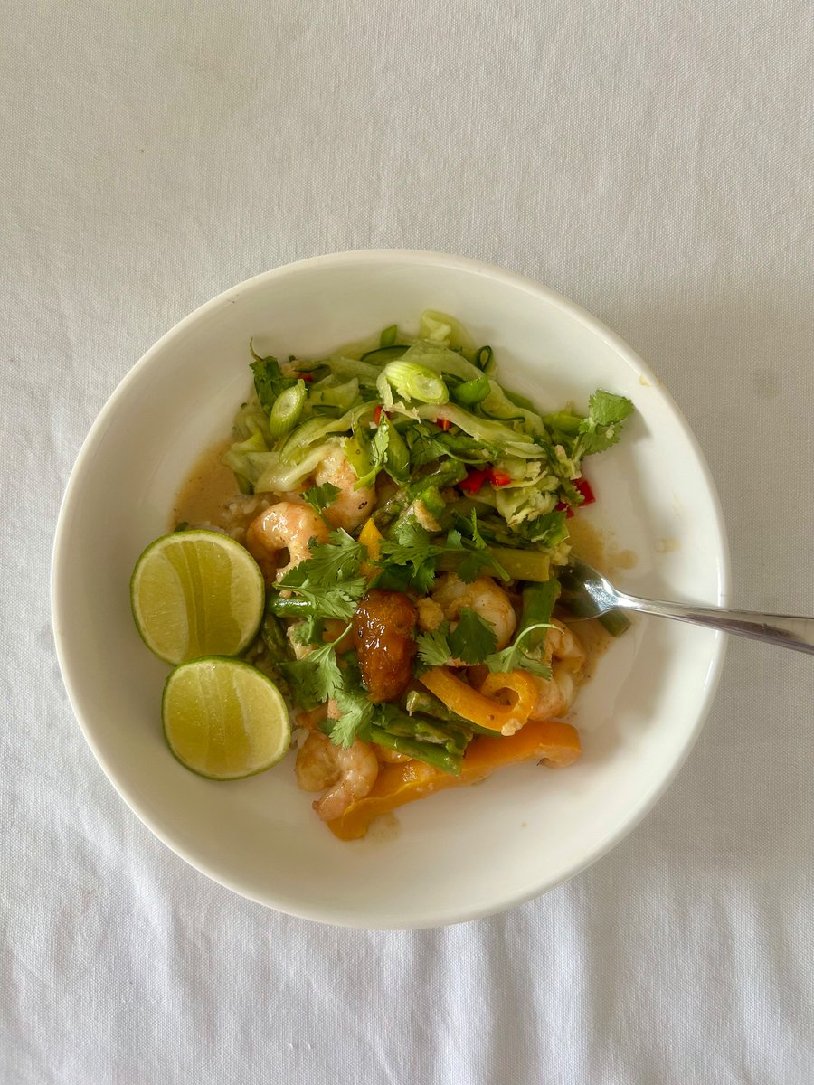 ꩜ fiona * ੈ✩ tweet media