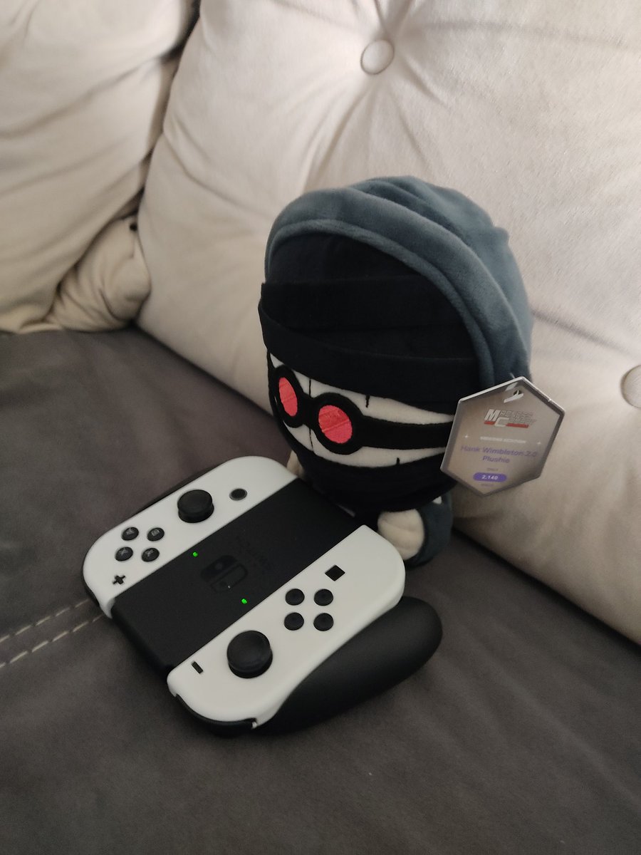 CheesyPepperoni tweet media