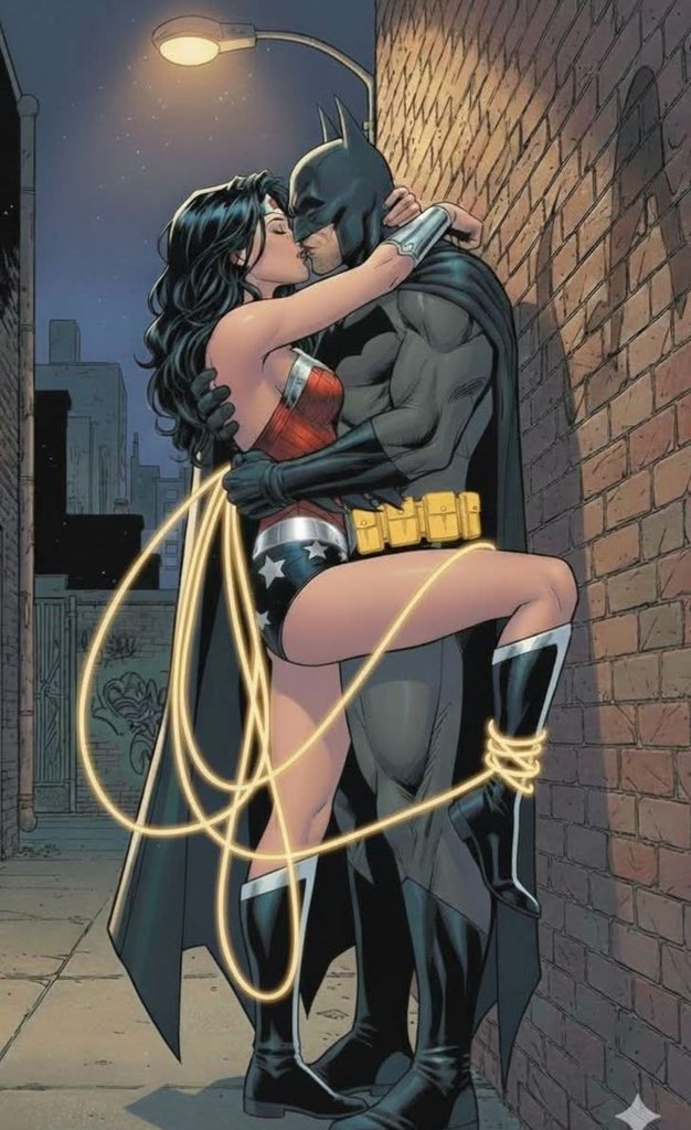 LE🅾️_G🅰️L🅰️XY tweet media