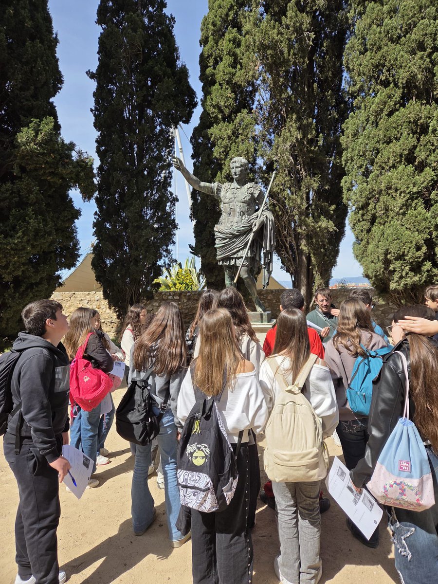 Carmelites El Vendrell tweet media